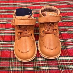 Stride Rite Brown Tan Shoe